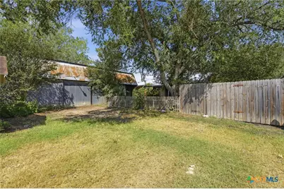 520 Seydler Street, Gonzales, TX 78629 - Photo 19