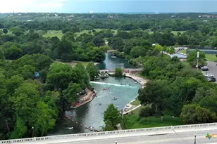 465 S Guenther Ave, New Braunfels, TX 78130 - Photo 19