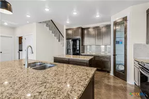 1018 Saddle Bluff Dr, Salado, TX 76571 - Photo 17