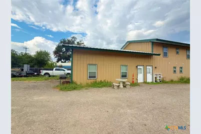 117 S Emma #A, Bartlett, TX 76511 - Photo 9
