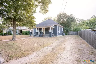 907 N Craig Street, Victoria, TX 77901 - Photo 3