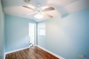 907 N Craig St, Victoria, TX 77901 - Photo 23