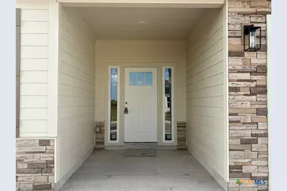 246 Champions Boulevard, La Vernia, TX 78121 - Photo 3