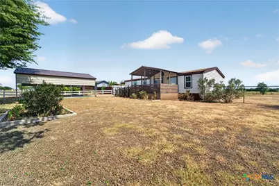 100 Hillside Drive, Troy, TX 76579 - Photo 5