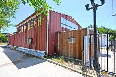 4665 Old Highway 81, New Braunfels, TX 78132 - Photo 31