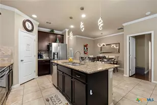 2909 Sunset Smt, New Braunfels, TX 78130 - Photo 5