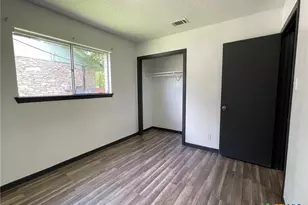 2015 Greenbrook Pkwy, Austin, TX 78723 - Photo 9