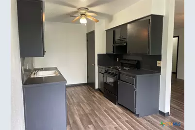 2015 Greenbrook Pkwy, Austin, TX 78723 - Photo 7