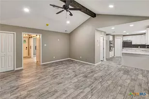 602 N Market St, Hallettsville, TX 77964 - Photo 5