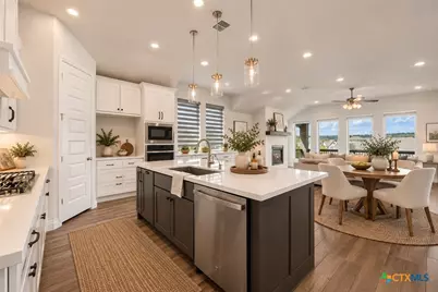1872 Weinnacht, New Braunfels, TX 78132 - Photo 5