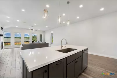 1872 Weinnacht, New Braunfels, TX 78132 - Photo 9