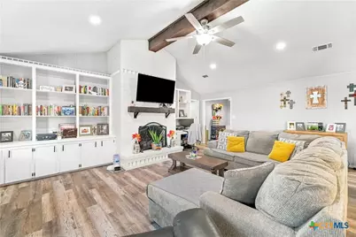 513 Bambi Drive, Victoria, TX 77904 - Photo 9