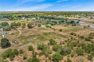 513 Bambi Dr, Victoria, TX 77904 - Photo 37