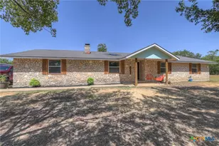 307 Valley Acres Dr, New Braunfels, TX 78130 - Photo 3