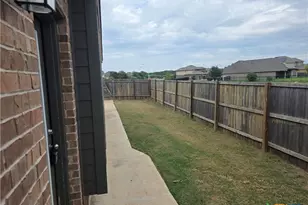 104 Witchhazel Way, San Marcos, TX 78666 - Photo 5
