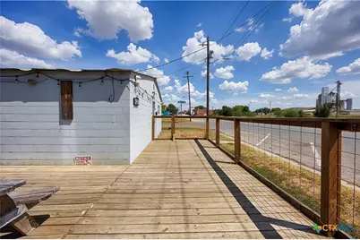 400 W Main Street, Cuero, TX 77954 - Photo 17