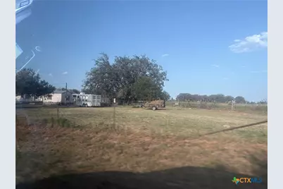 138 Terrace Hill Lane, Floresville, TX 78114 - Photo 3