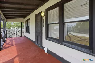 1921 Dreyer Ln, Gonzales, TX 78629 - Photo 5