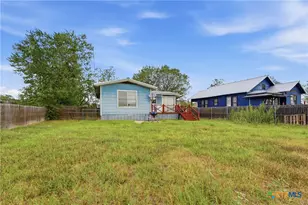 1926 Dreyer Ln, Gonzales, TX 78629 - Photo 23