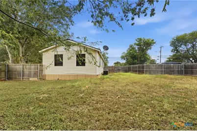 1904 Dreyer Lane Street, Gonzales, TX 78629 - Photo 25