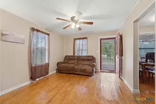 1904 Dreyer Ln St, Gonzales, TX 78629 - Photo 9