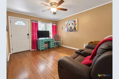 1119 N East, Edna, TX 77957 - Photo 9