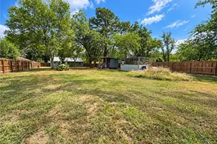 1119 N E, Edna, TX 77957 - Photo 21