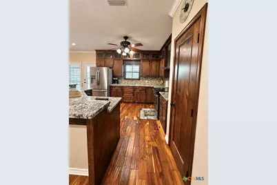 1733 County Road 376, Shiner, TX 77984 - Photo 5