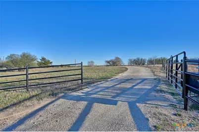 1733 County Road 376, Shiner, TX 77984 - Photo 25