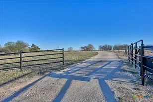 1733 Co Rd 376, Shiner, TX 77984 - Photo 25