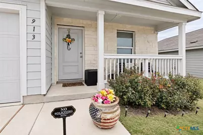 913 Riviera Court, Seguin, TX 78155 - Photo 5