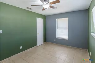 406 Trent St, Victoria, TX 77905 - Photo 23