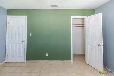 406 Trent Street, Victoria, TX 77905 - Photo 25