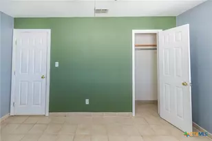 406 Trent St, Victoria, TX 77905 - Photo 25
