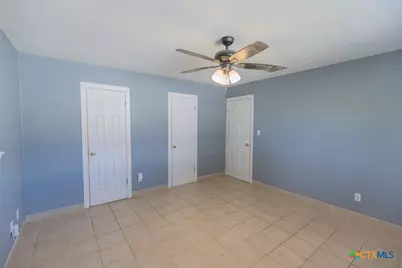 406 Trent Street, Victoria, TX 77905 - Photo 17