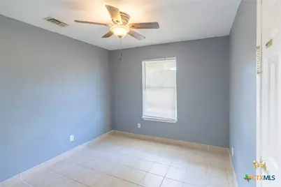 406 Trent Street, Victoria, TX 77905 - Photo 13