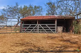 821 Co Rd 482, Gonzales, TX 78629 - Photo 27