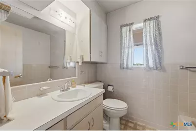 821 Cr 482, Gonzales, TX 78629 - Photo 19
