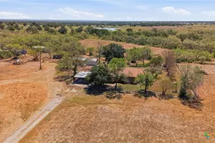 821 Co Rd 482, Gonzales, TX 78629 - Photo 1