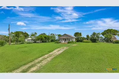 195 Wall Lane, Port Lavaca, TX 77979 - Photo 3