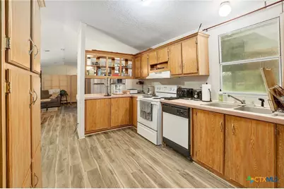 288 The Forest Road, Dale, TX 78616 - Photo 11