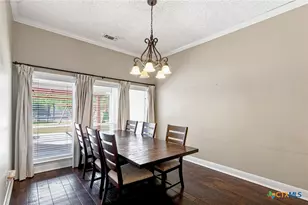101 Willowbend Dr, Port Lavaca, TX 77979 - Photo 9