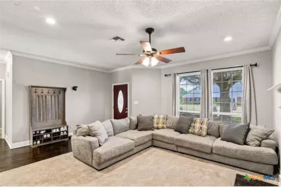 101 Willowbend Drive, Port Lavaca, TX 77979 - Photo 5