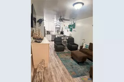 911 Bill Tindall Avenue, Seadrift, TX 77983 - Photo 15