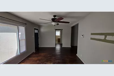 1201 La Valliere Street, Victoria, TX 77901 - Photo 7