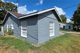 1201 La Valliere St, Victoria, TX 77901 - Photo 3