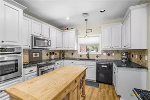 72 Perdido Ct, Victoria, TX 77905 - Photo 7
