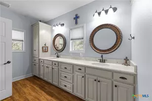 72 Perdido Ct, Victoria, TX 77905 - Photo 13