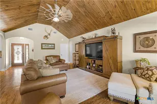 72 Perdido Ct, Victoria, TX 77905 - Photo 3