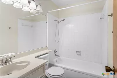 103 Windward Court, Victoria, TX 77901 - Photo 9